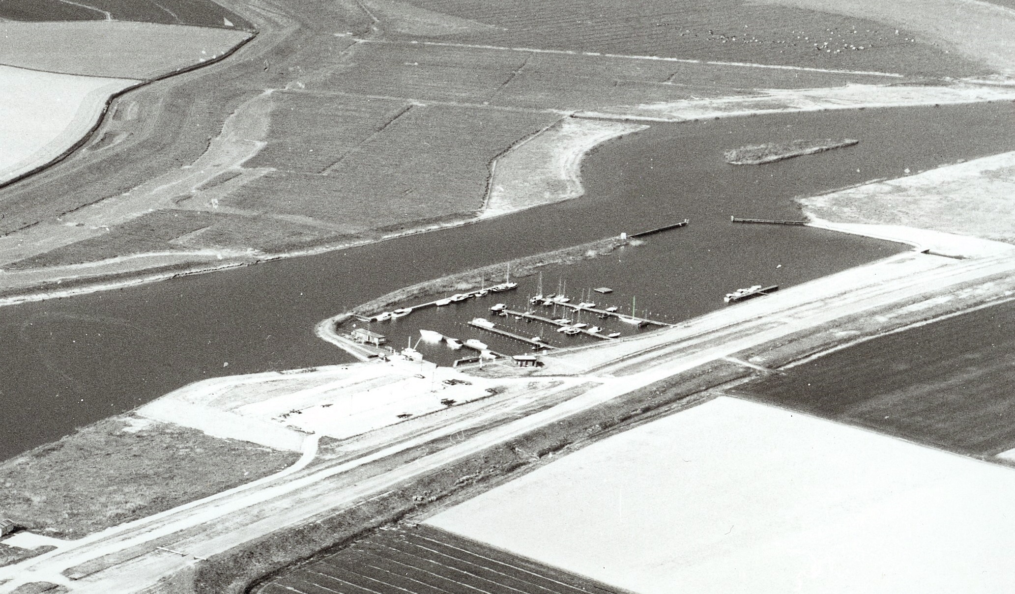 Luchtfoto Lunegat 1972